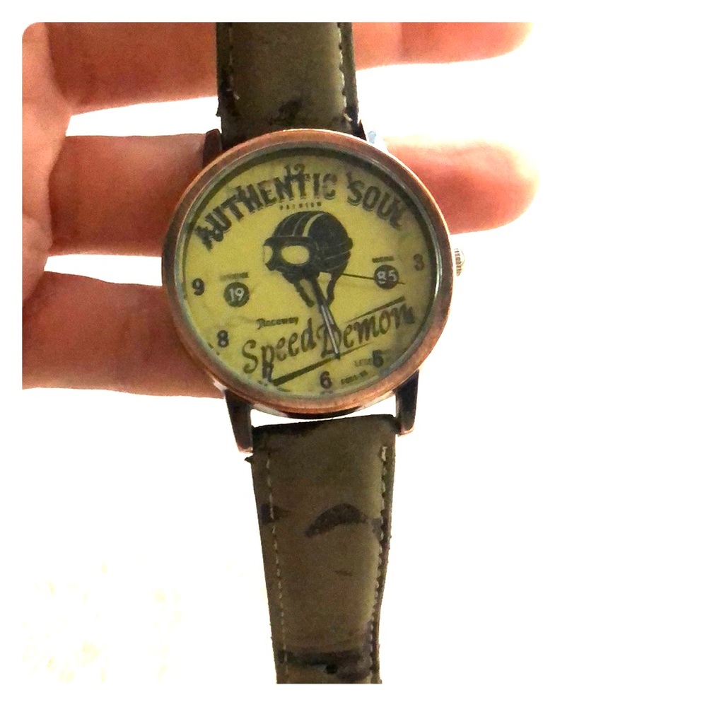 Dark green sporty, casual watch
